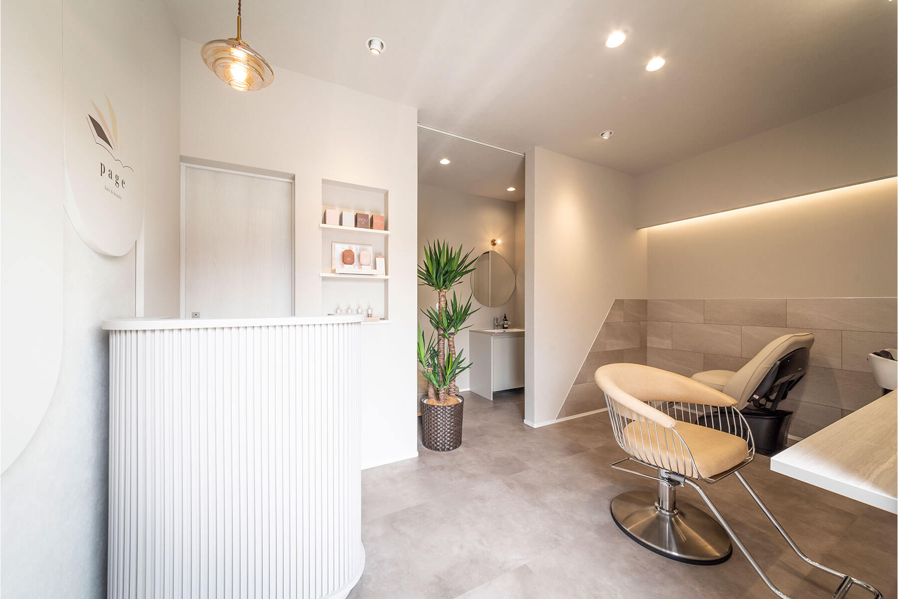 page hair＆beauty / Fukuoka