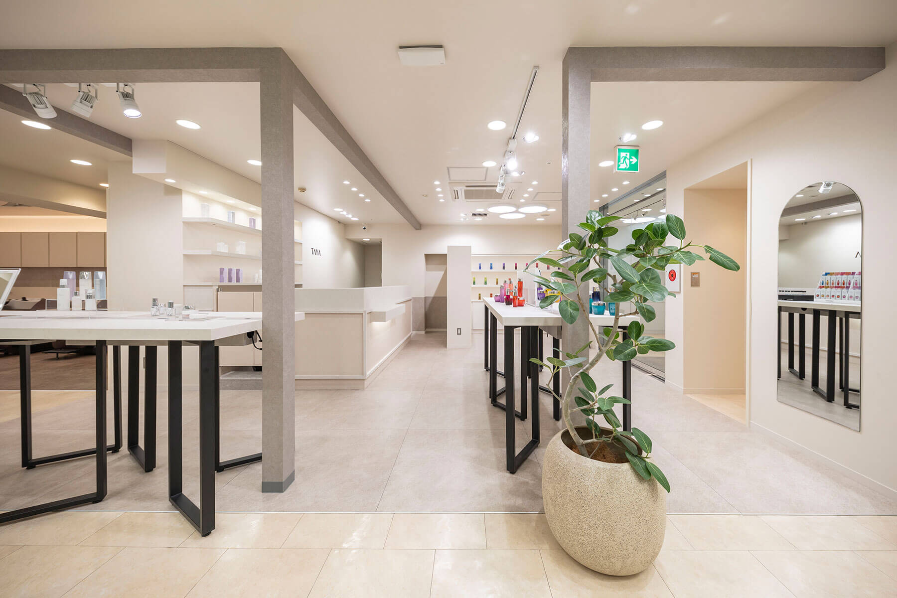 TAYA大阪上本町店 / Osaka