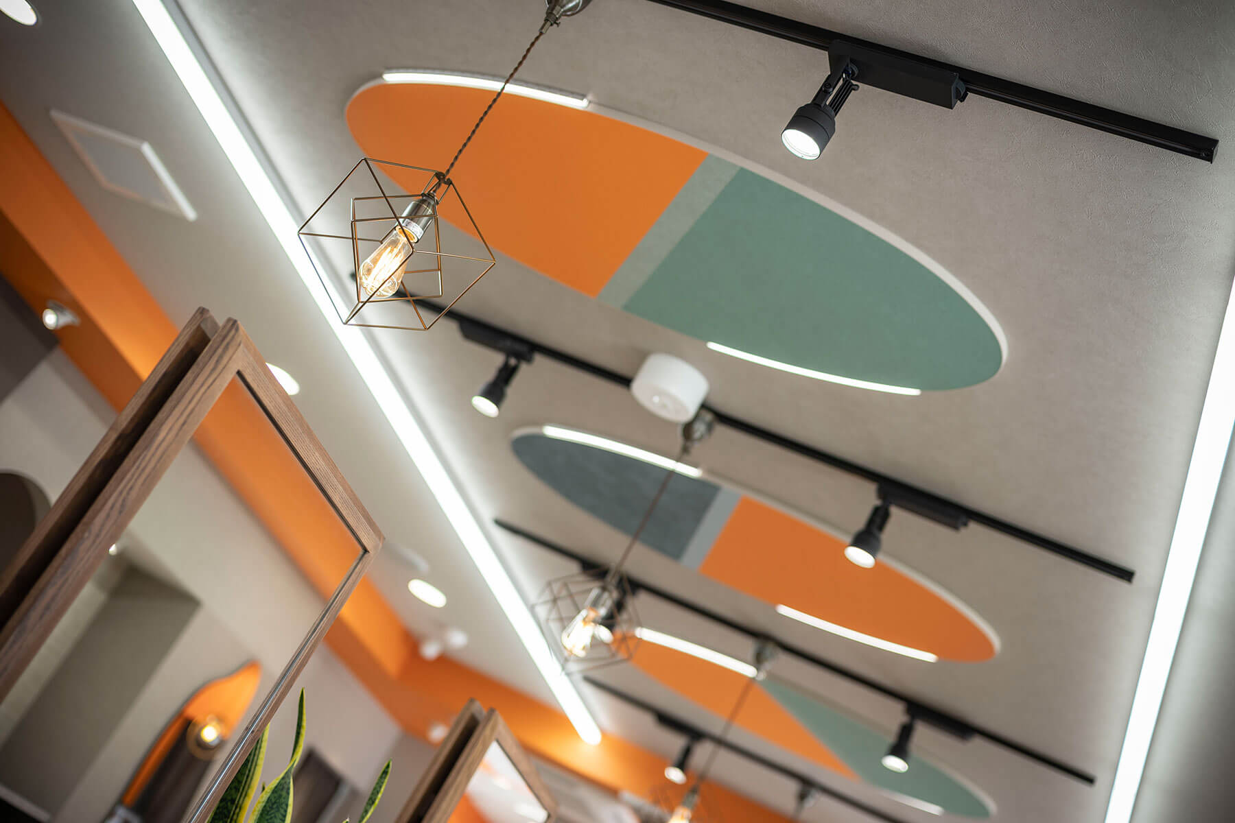 EARTH岡山青江店 / Okayama