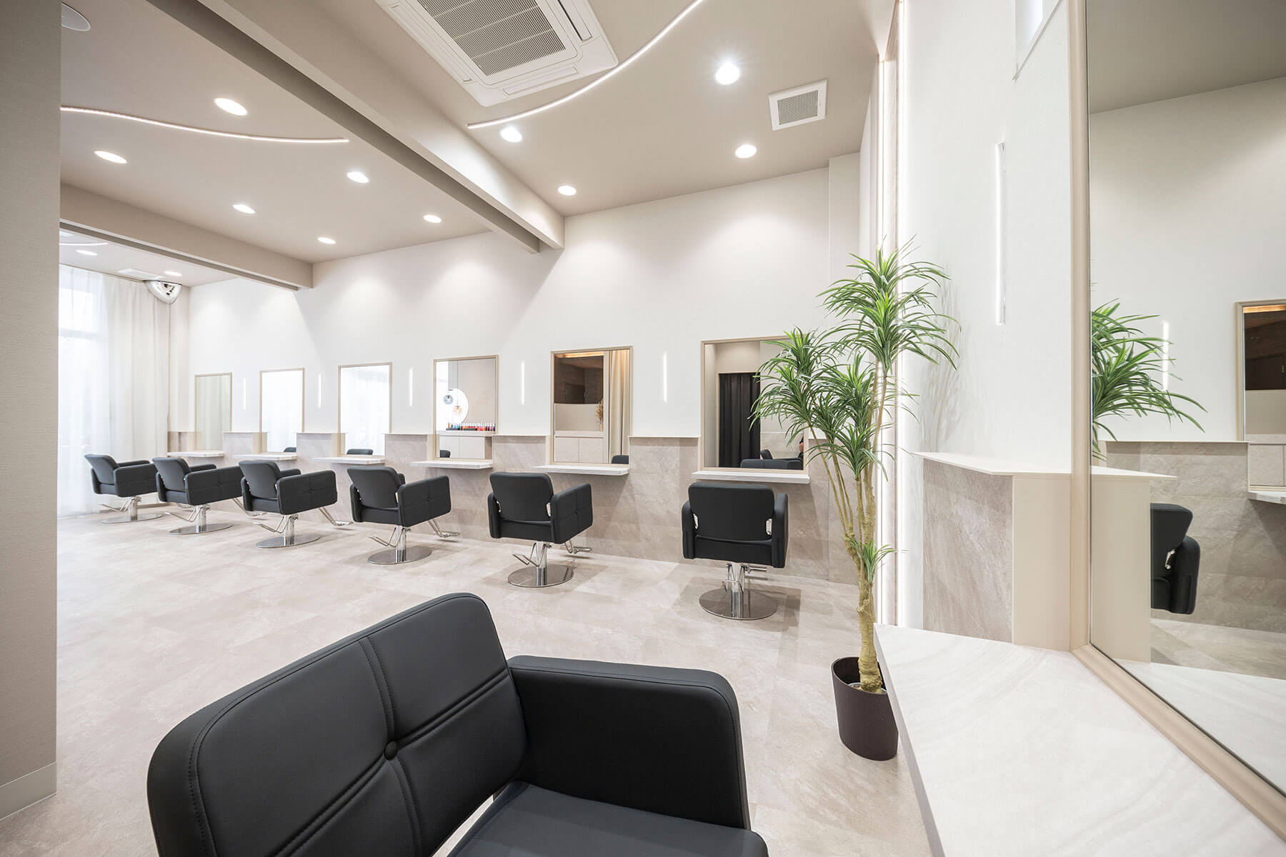 HAIR RESORT LAULEA / Fukuoka